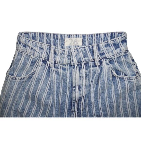 We The Free by Free People Striped Denim Shorts Size 26 - Picture 2 of 7